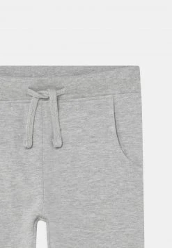 Friboo Niños 3 PACK - Pantalones - Grey/khaki/dark Blue 9 Friboo Niños 3 PACK - Pantalones - Grey/khaki/dark Blue -Friboo comercio 77862246aa894317ac84cfc14d1f722d